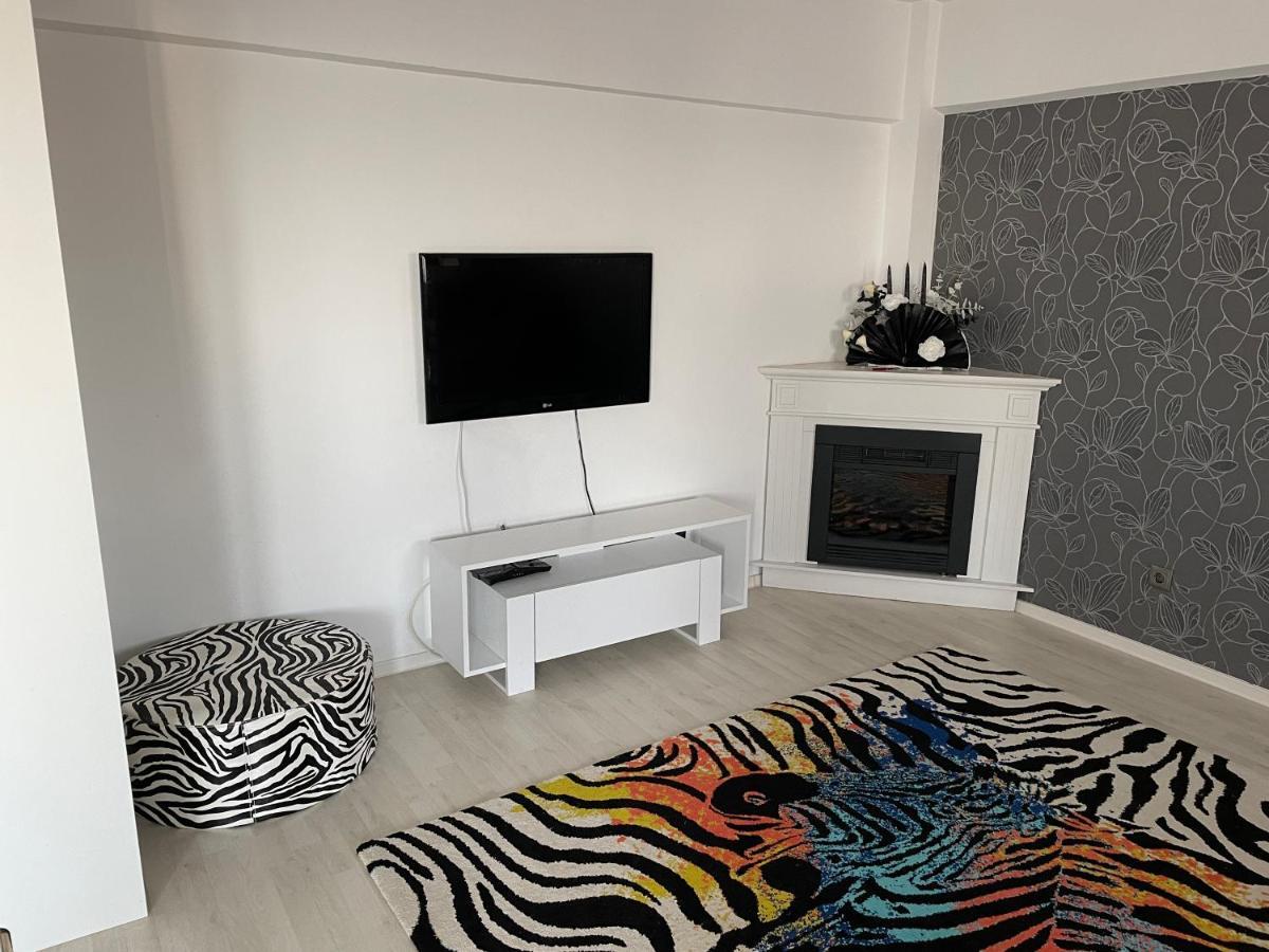 Panoramic M&M Apartment Suceava Exterior photo